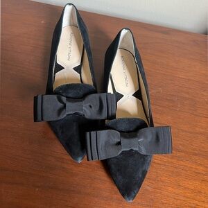 Adrienne Vittadini black suede flats